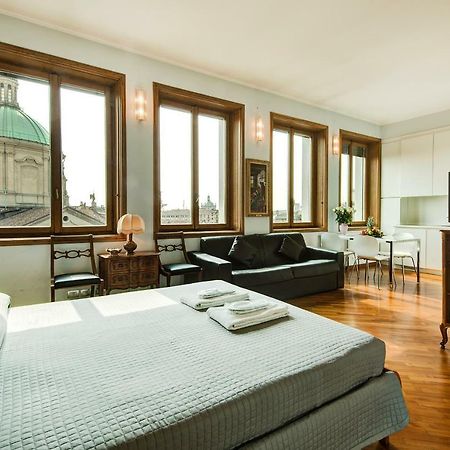 Bnbutler - Duomo Apartment - Galleria Unione มิลาน ภายนอก รูปภาพ