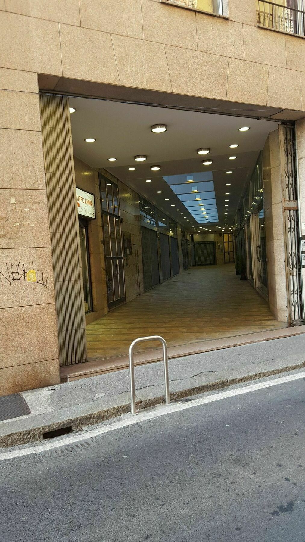 Bnbutler - Duomo Apartment - Galleria Unione มิลาน ภายนอก รูปภาพ