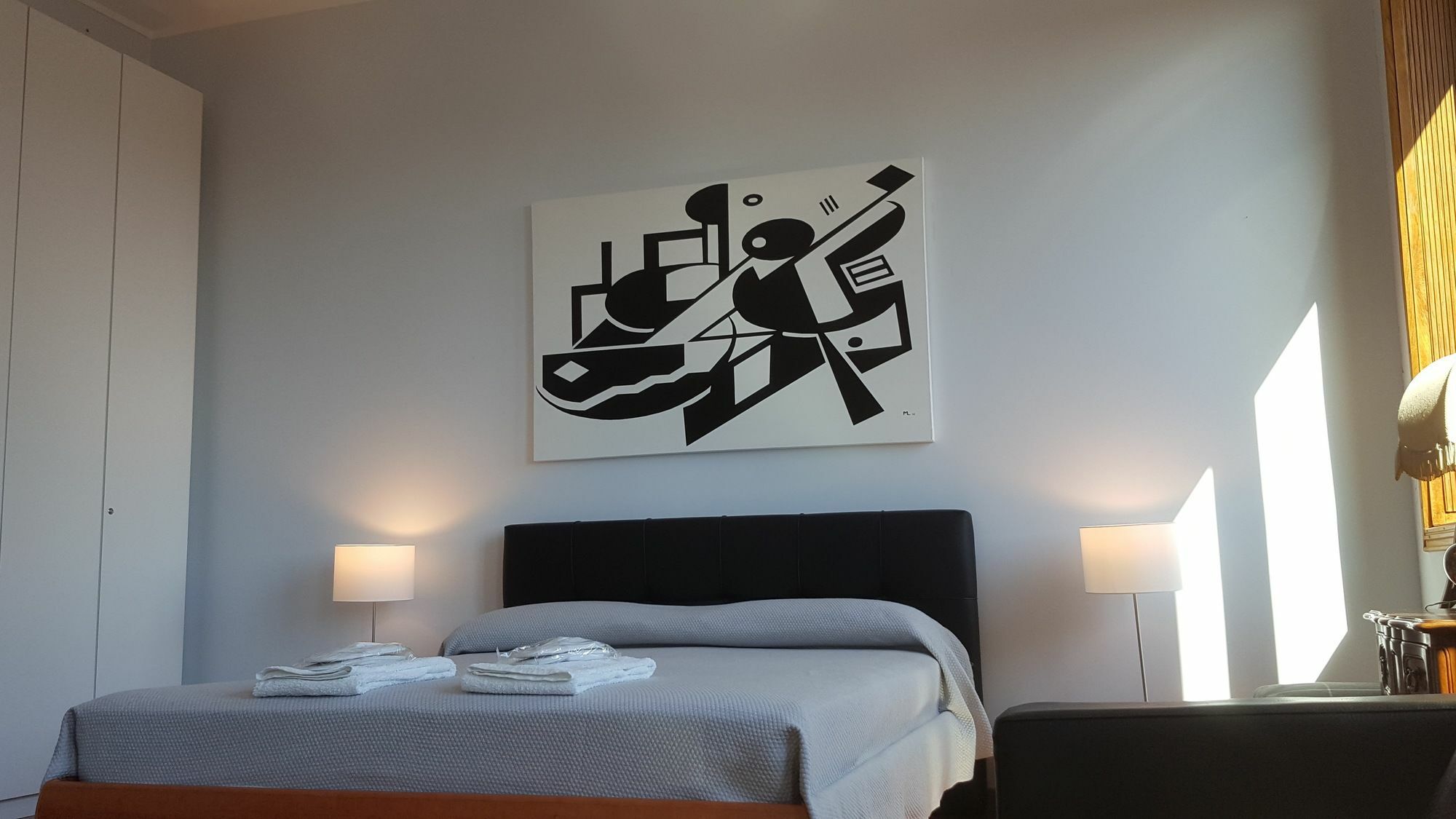 Bnbutler - Duomo Apartment - Galleria Unione มิลาน ภายนอก รูปภาพ
